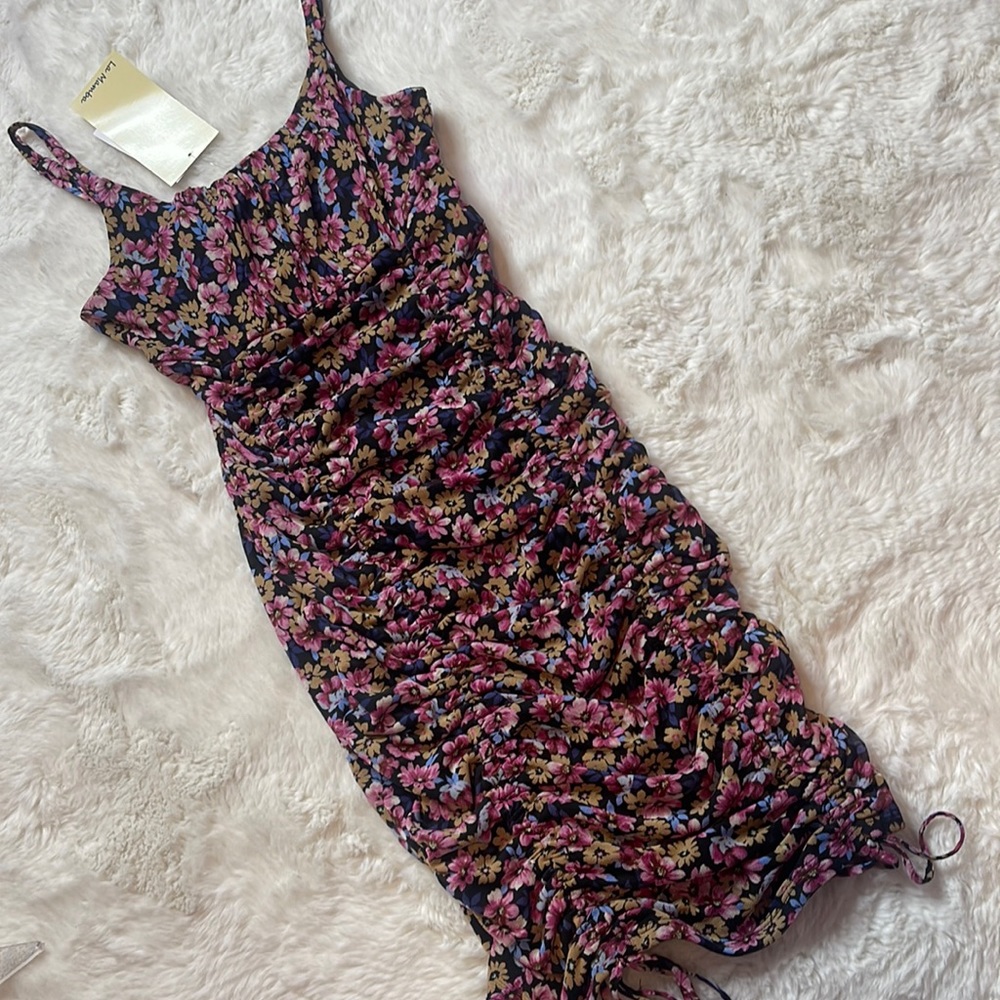 NWT Floral Junior’s Mini Dress - SIZE: XS